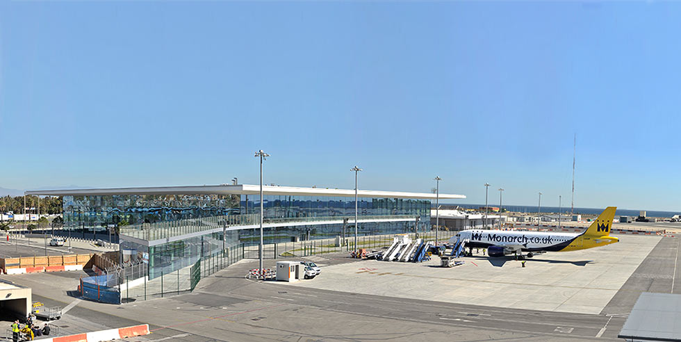London-Heathrow Airport’s Reviews, Terminals & Facilities!