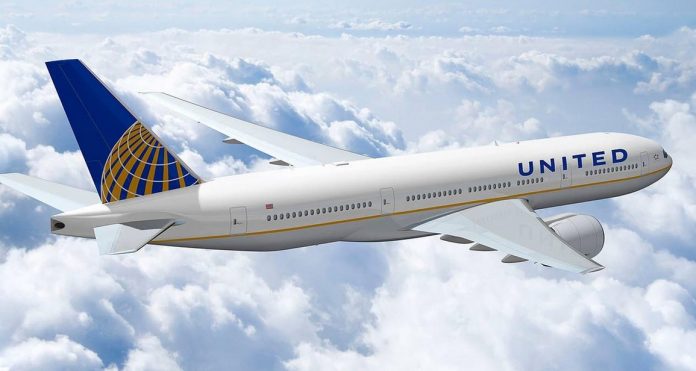 united-airlines-reviews-696x371